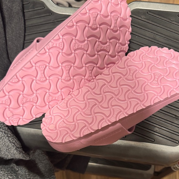 Birkenstock Light Pink Sandals - Picture 3 of 3